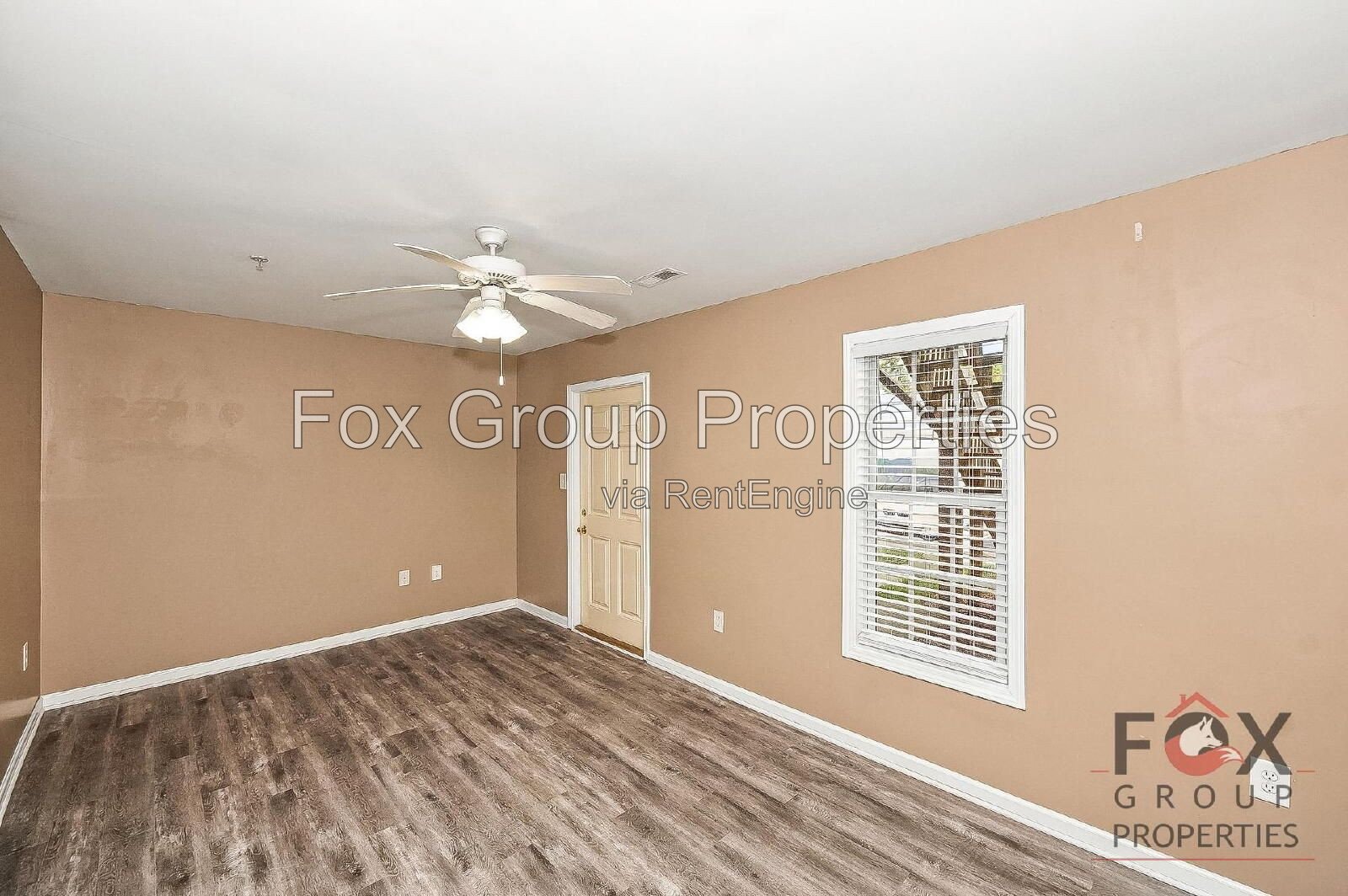 Desirable 1-Bedroom Condo in Prime Mooresville Location – First-Floor Unit! property image
