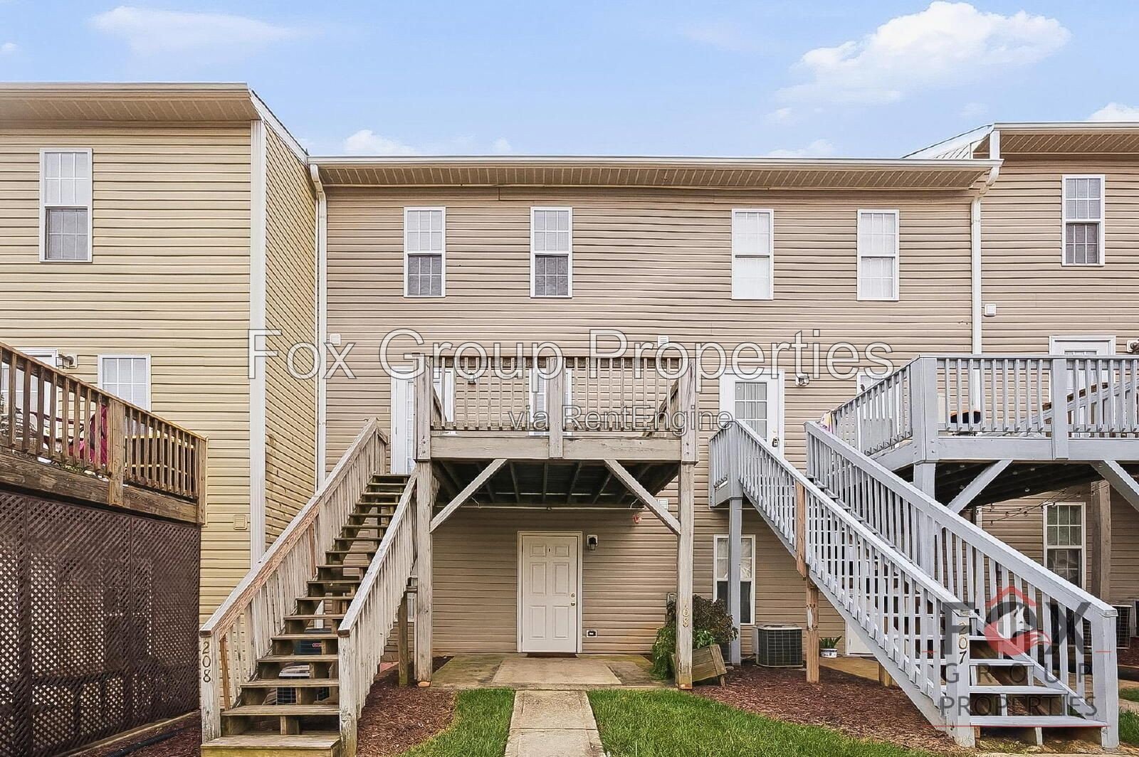 Desirable 1-Bedroom Condo in Prime Mooresville Location – First-Floor Unit! property image