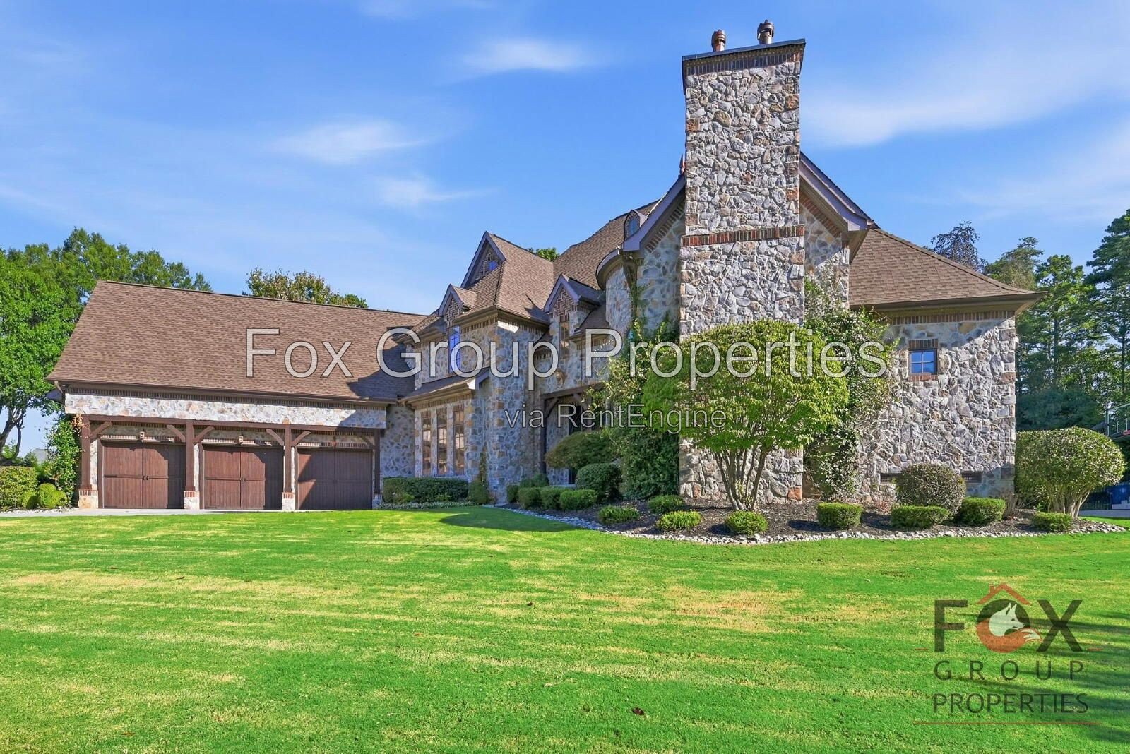 LUXURY RENTAL IN THE PENINSULA | CORNELIUS, NC property image