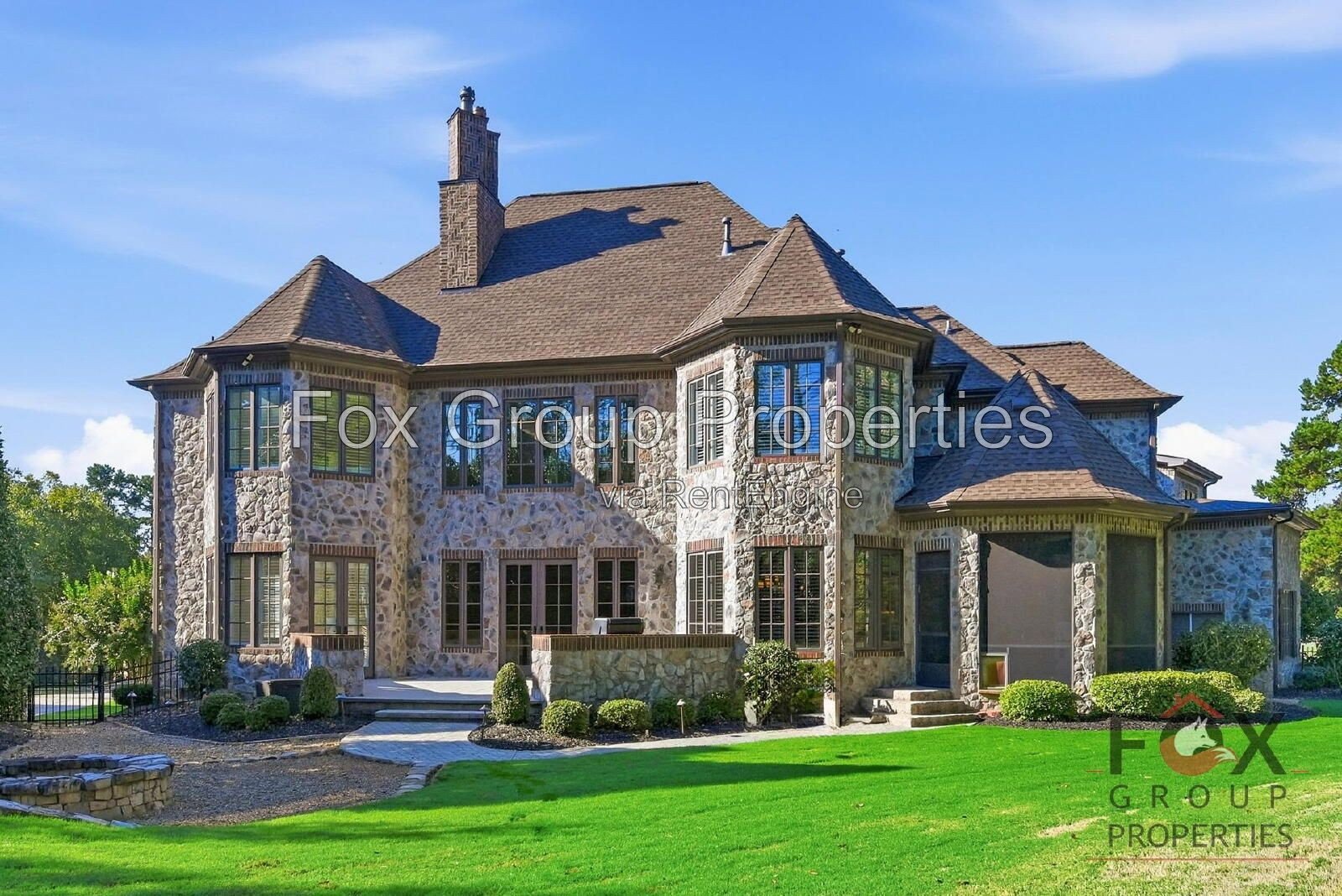 LUXURY RENTAL IN THE PENINSULA | CORNELIUS, NC property image