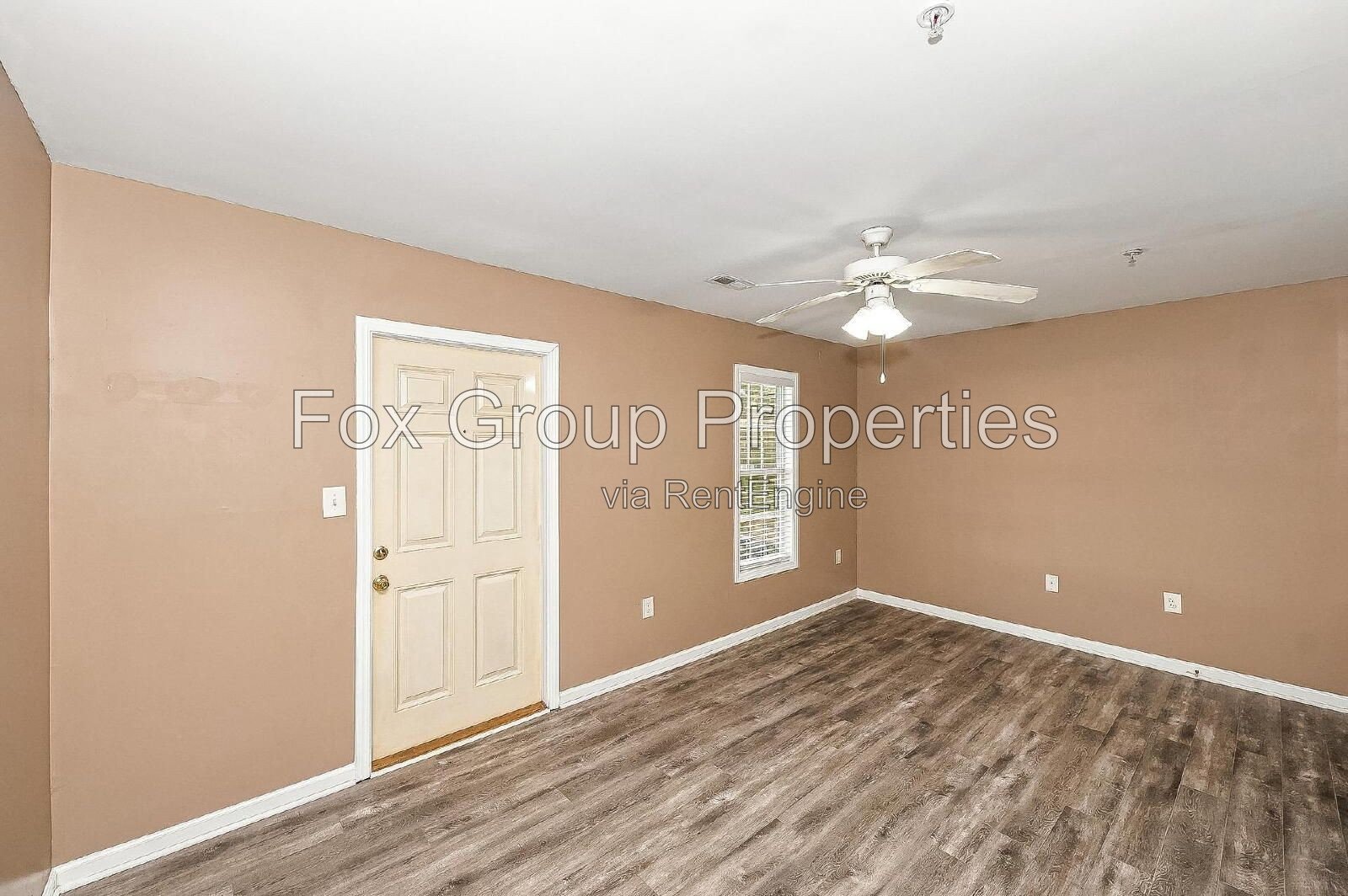 Desirable 1-Bedroom Condo in Prime Mooresville Location – First-Floor Unit! property image
