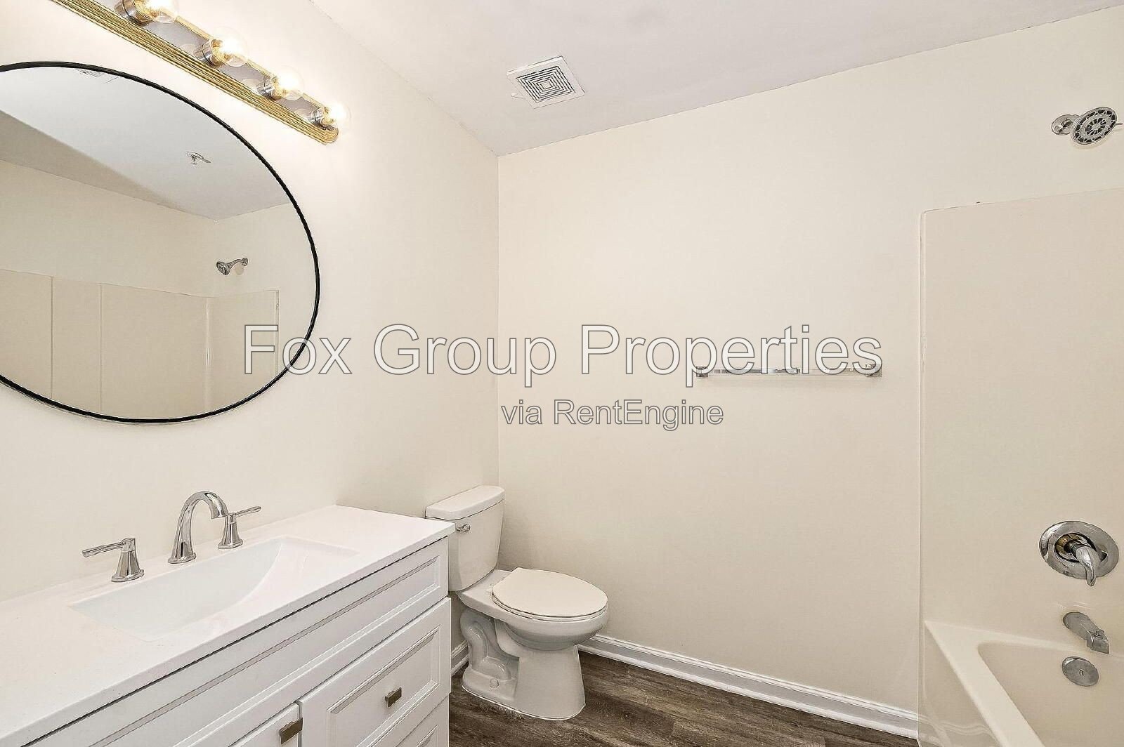 Desirable 1-Bedroom Condo in Prime Mooresville Location – First-Floor Unit! property image
