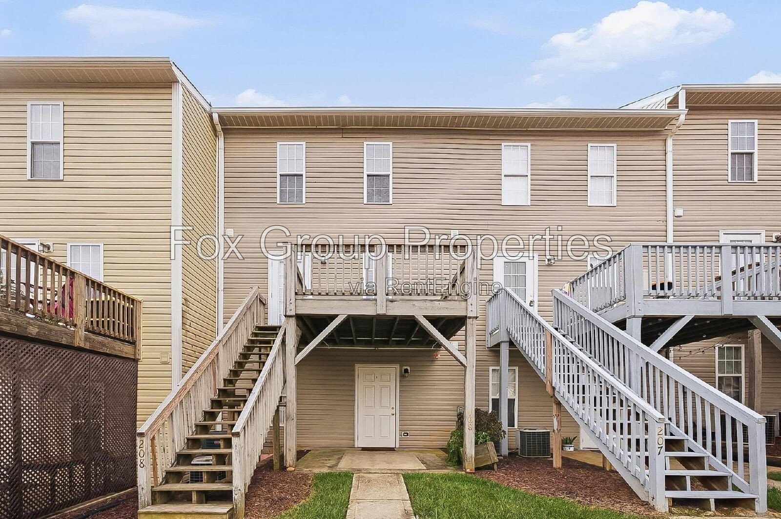 Desirable 1-Bedroom Condo in Prime Mooresville Location – First-Floor Unit! property image